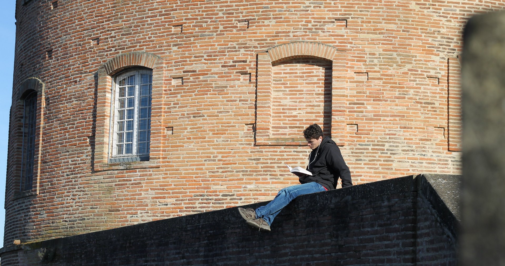 Dave Photoz / Unsplash.com