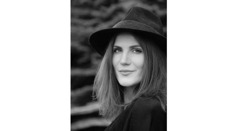 „Az anyós–meny–férj háromszögben mindenki a szeretetért harcol”